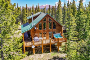 Spacious Mountain Home with Hot Tub, Fast WiFi, 26 miles to Breckenridge - Pine Top Perch